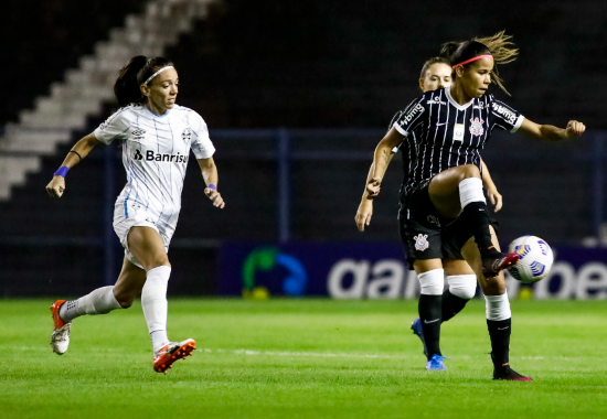 Arquivo:2021.05.17 - Corinthians (SP) 3 x 2 Grêmio (RS).foto1.png